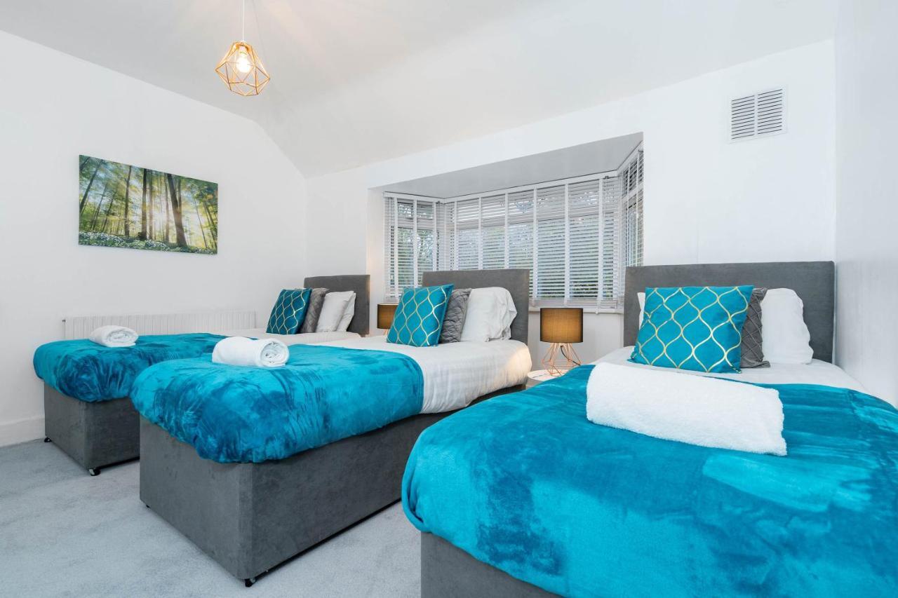 Large 4 Bedroom House - Top Rated - Off-Street Parking - Garden - Sleeps 9 - Contractors - Groups - Pool Table Northfield Exteriör bild